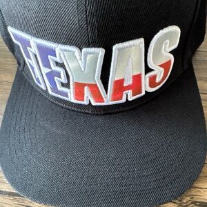 Robin Ruth Black Cap